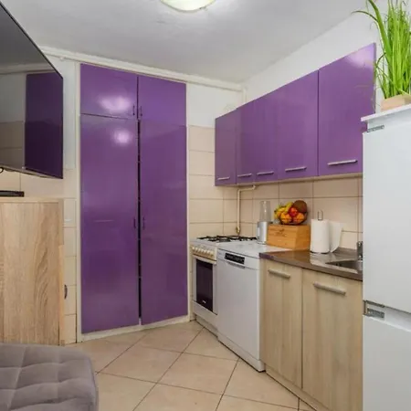 Sunrise Apartament *