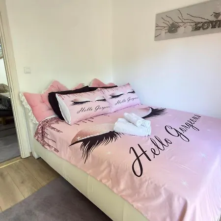 Sunrise Apartmán *